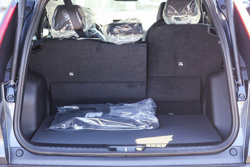 new 2026 Honda CR-V Hybrid car, priced at $43,700