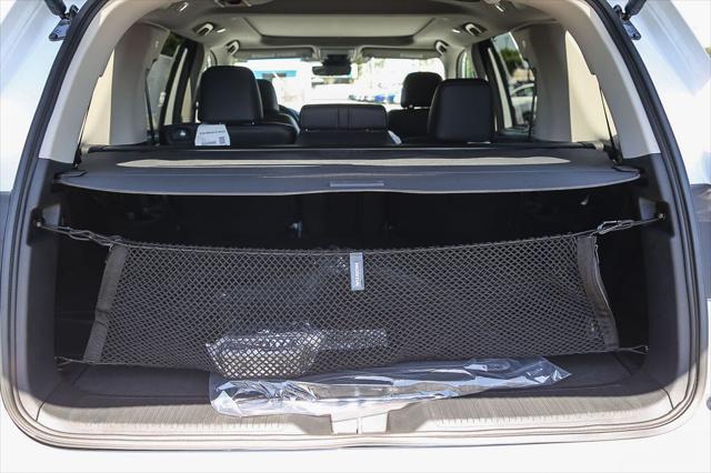 new 2025 Honda Pilot car, priced at $49,405
