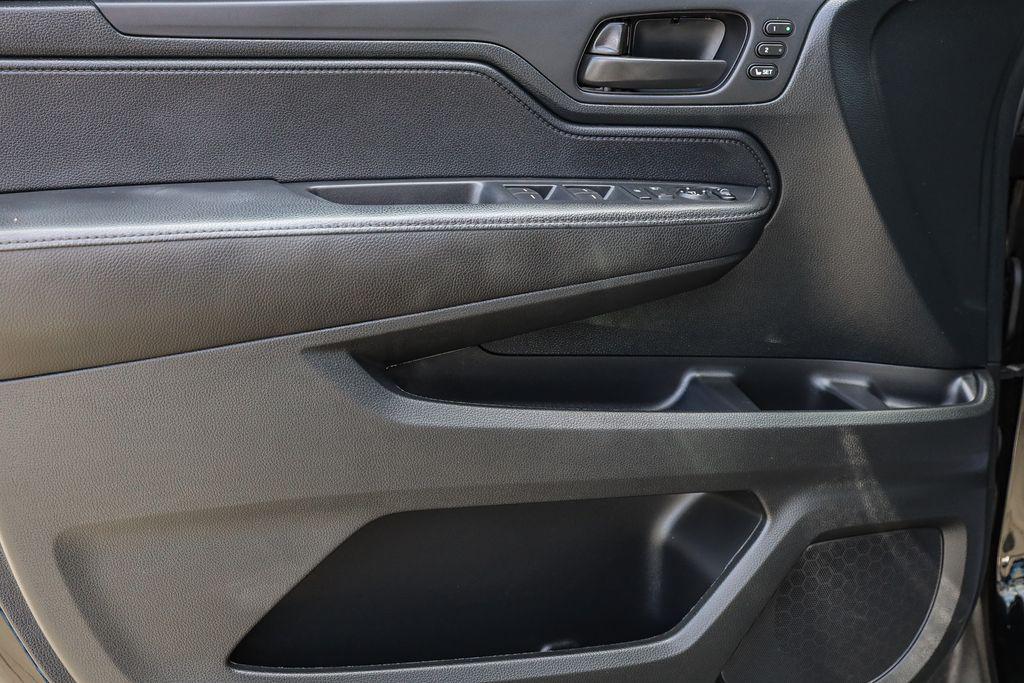 used 2023 Honda Odyssey car, priced at $37,998