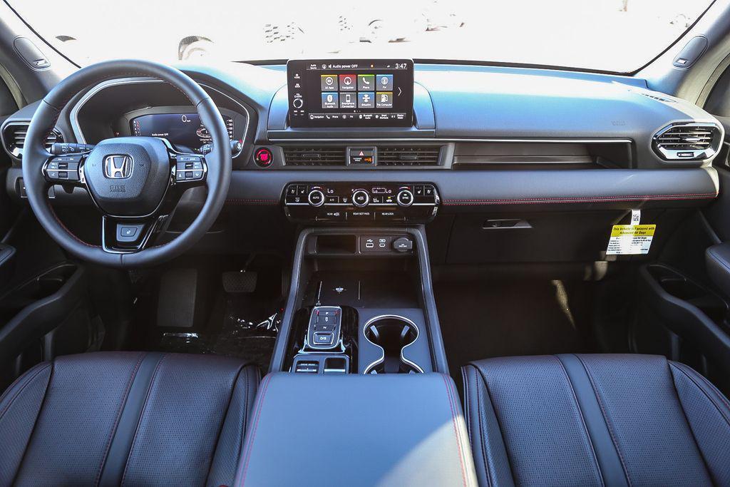 new 2025 Honda Pilot car, priced at $56,030