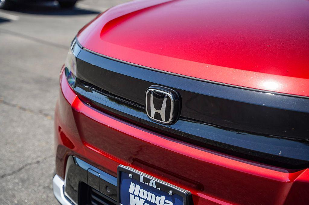 new 2025 Honda Prologue car, priced at $53,605