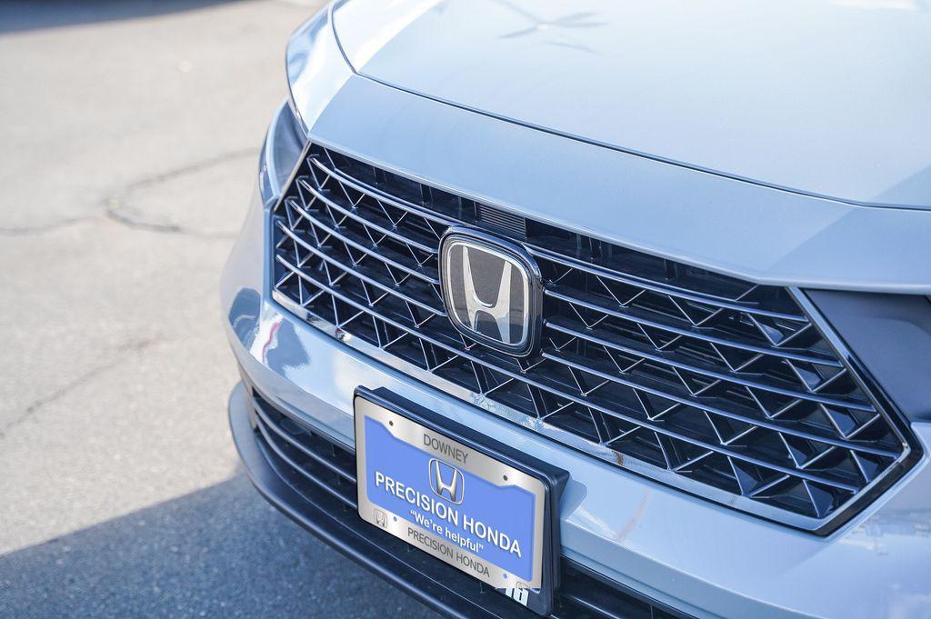 new 2025 Honda Accord Hybrid car, priced at $35,305