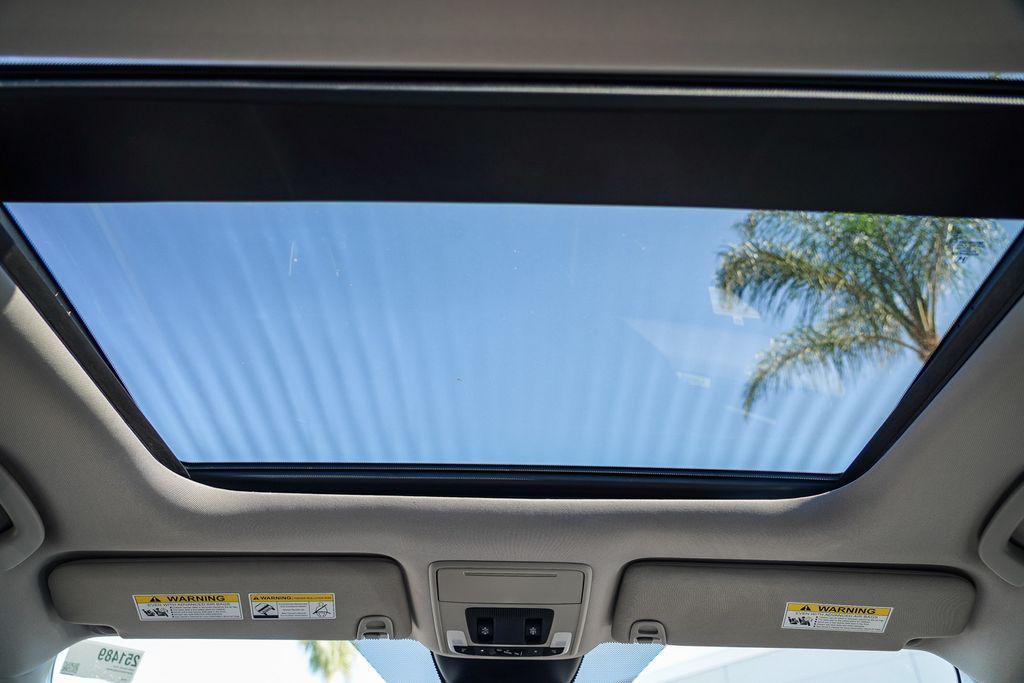 new 2025 Honda Pilot car, priced at $50,895