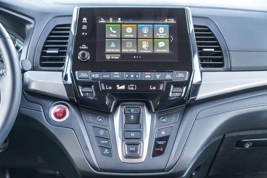 used 2024 Honda Odyssey car, priced at $42,998