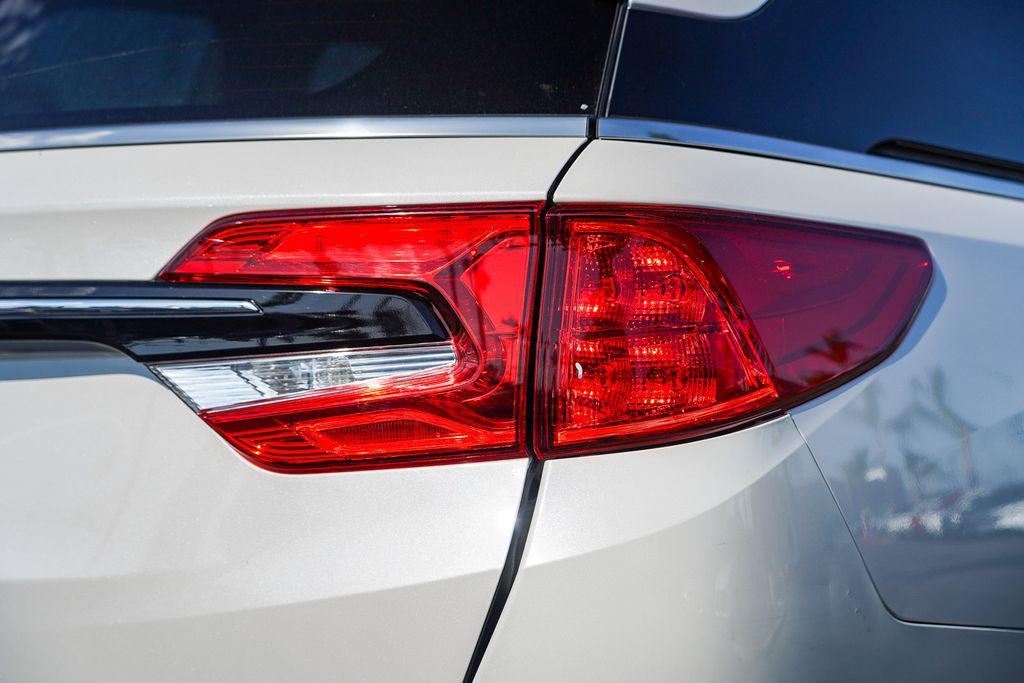 used 2024 Honda Odyssey car, priced at $42,998