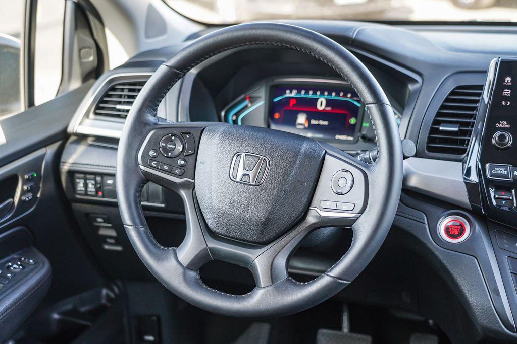 used 2024 Honda Odyssey car, priced at $42,998