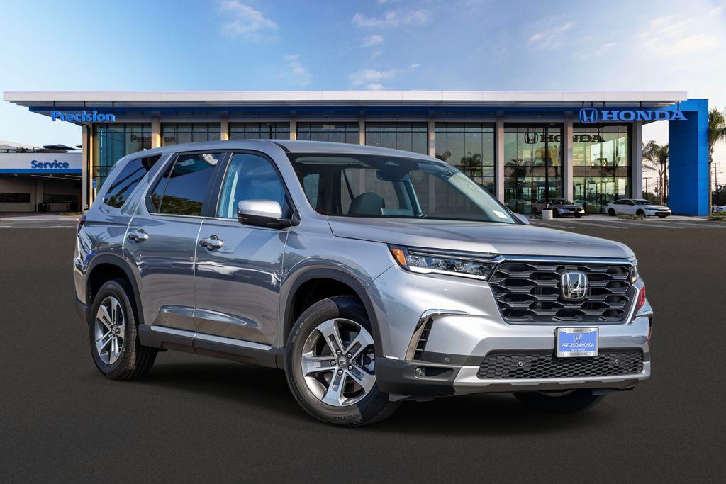new 2025 Honda Pilot car, priced at $47,095