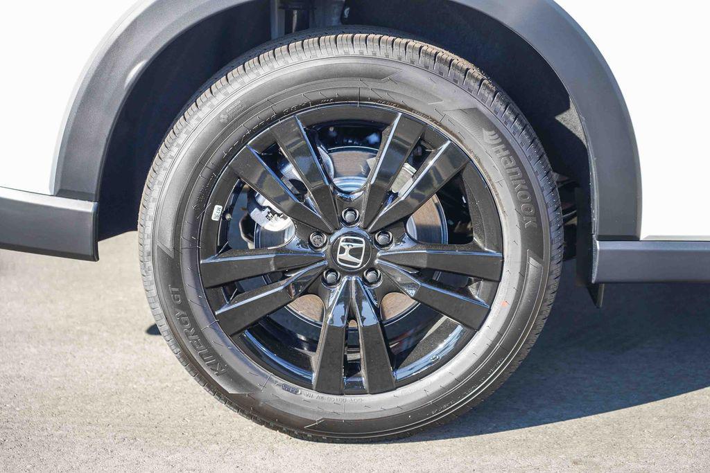 new 2026 Honda HR-V car, priced at $29,905