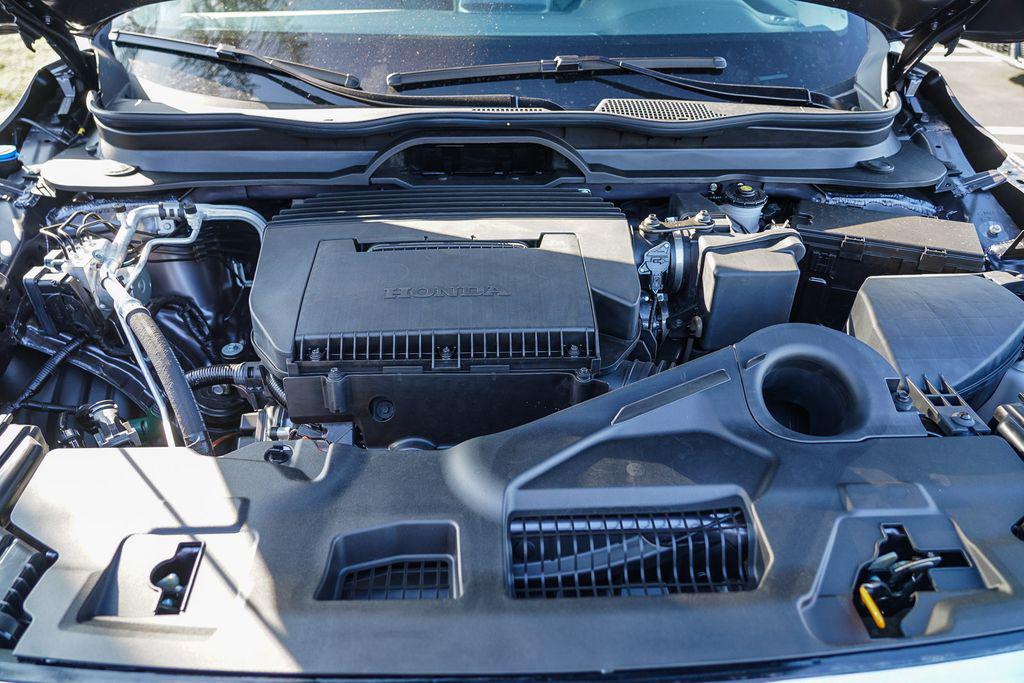 new 2025 Honda Pilot car, priced at $50,850