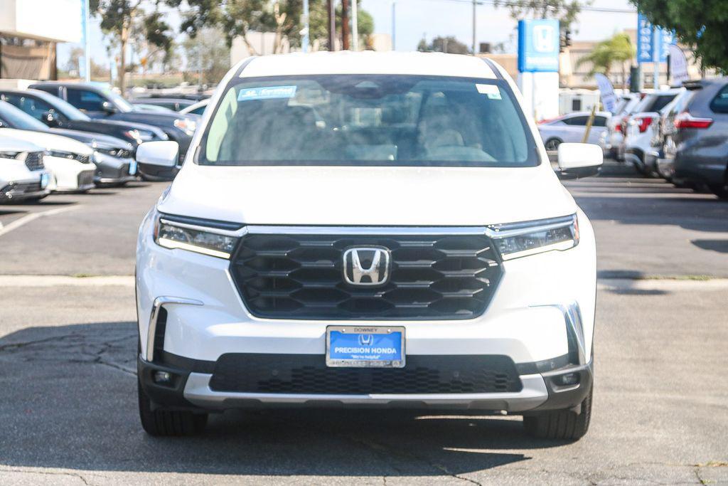 used 2024 Honda Pilot car, priced at $38,998