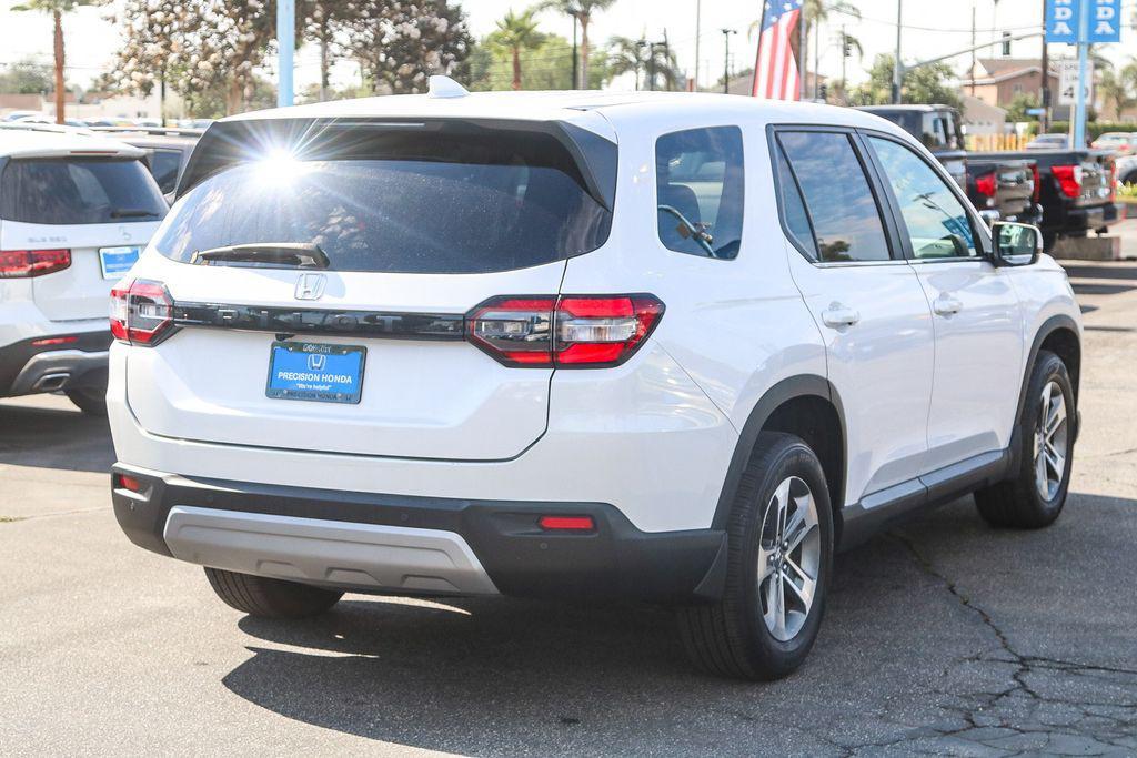 used 2024 Honda Pilot car, priced at $38,998