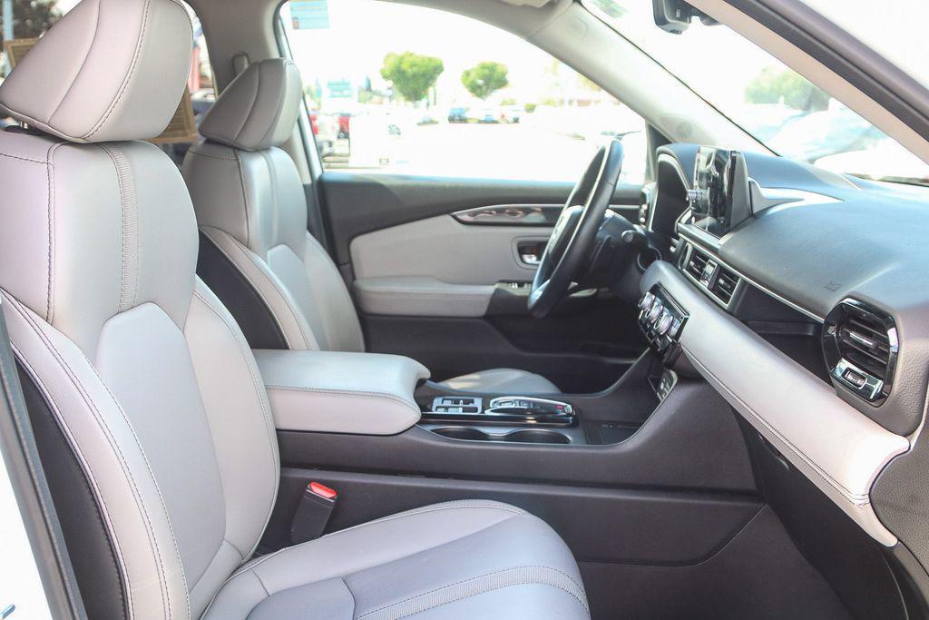 used 2024 Honda Pilot car, priced at $38,998