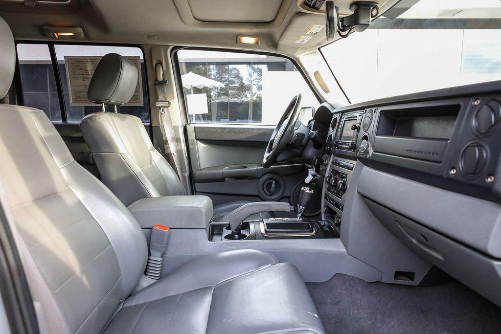 used 2006 Jeep Commander car, priced at $7,995