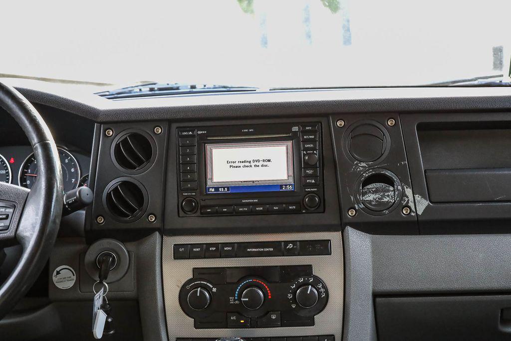 used 2006 Jeep Commander car, priced at $7,995