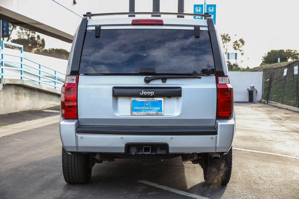 used 2006 Jeep Commander car, priced at $7,995