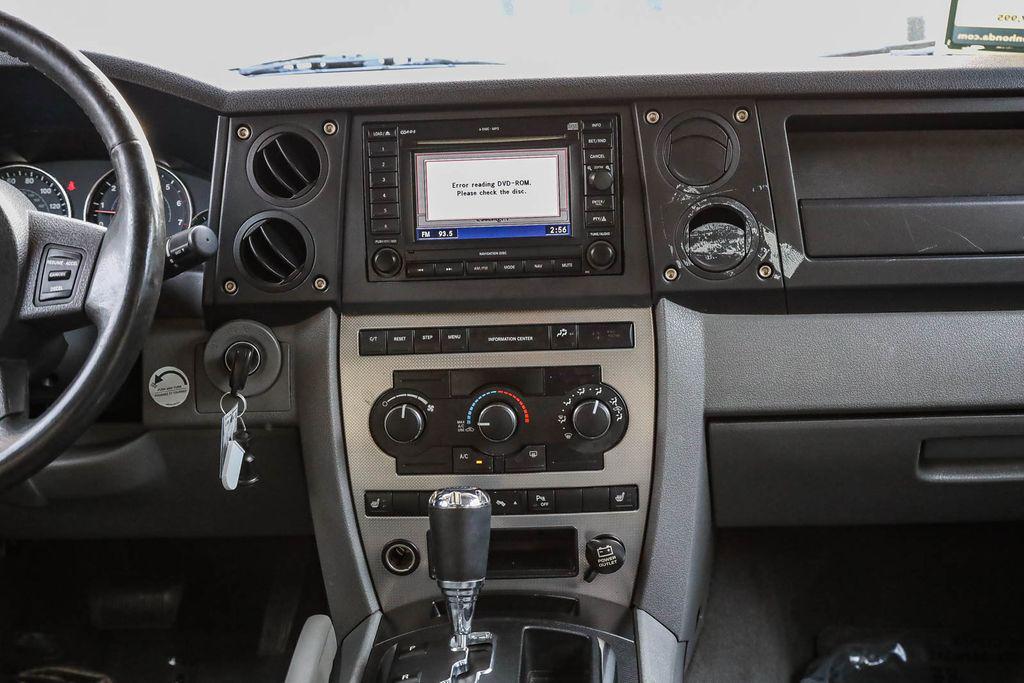 used 2006 Jeep Commander car, priced at $7,995