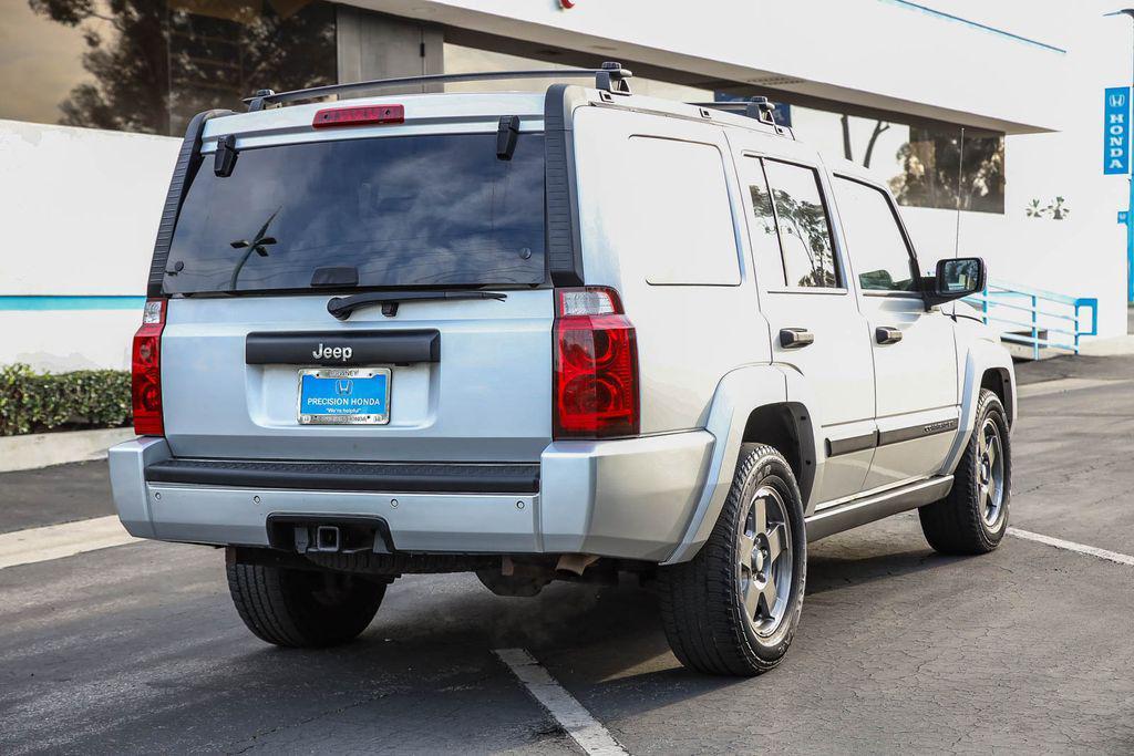 used 2006 Jeep Commander car, priced at $7,995