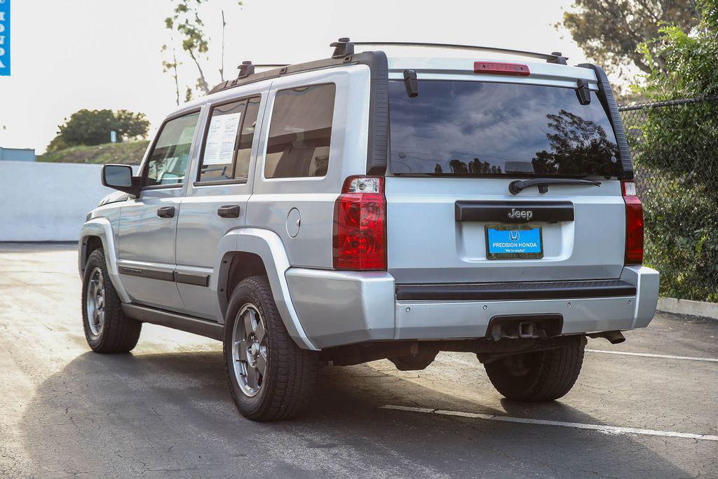 used 2006 Jeep Commander car, priced at $7,995