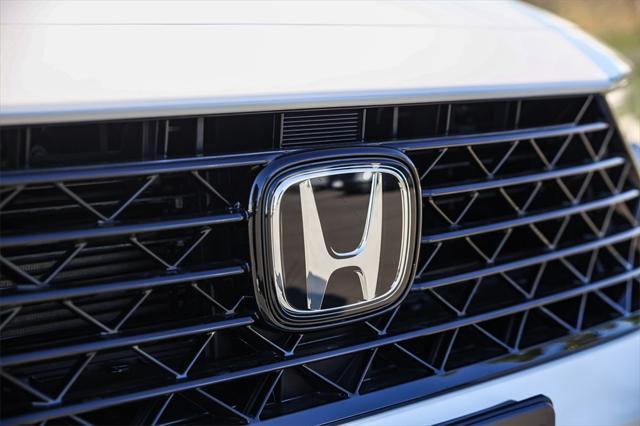 new 2024 Honda Accord Hybrid car, priced at $36,425