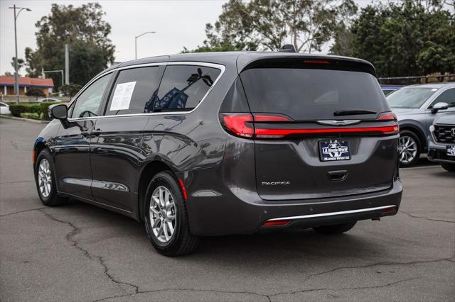 used 2023 Chrysler Pacifica car