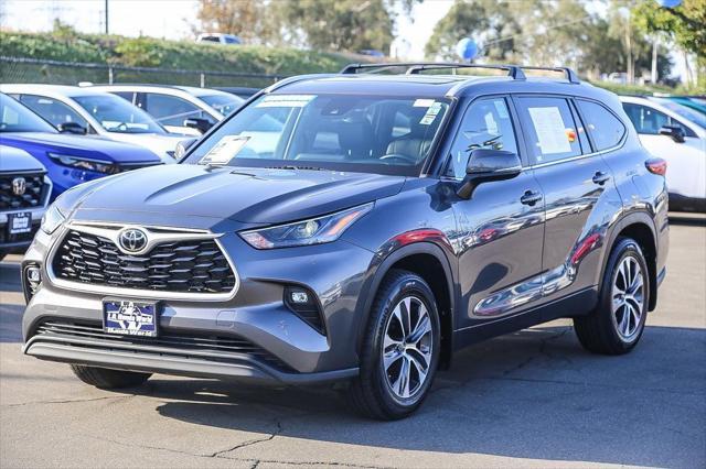 used 2023 Toyota Highlander car