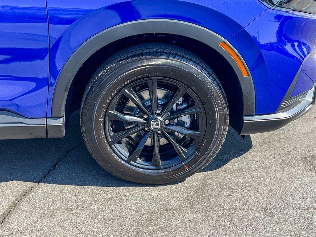 used 2025 Honda CR-V Hybrid car, priced at $38,000