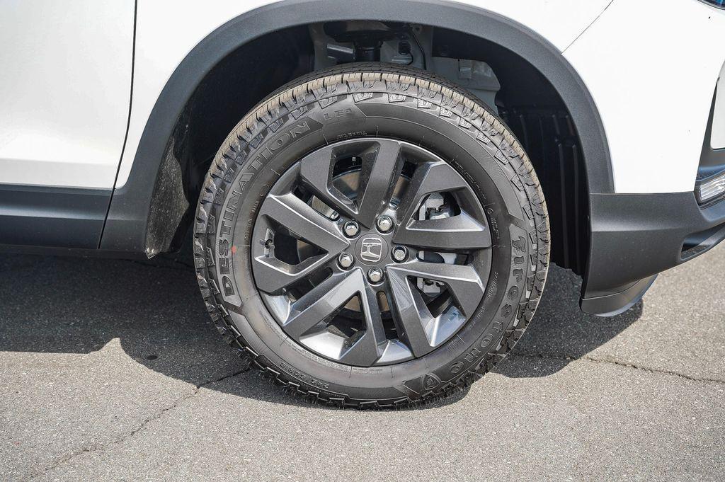new 2025 Honda Ridgeline car, priced at $42,055
