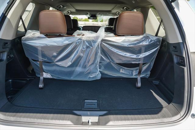 new 2025 Honda Pilot car, priced at $54,985