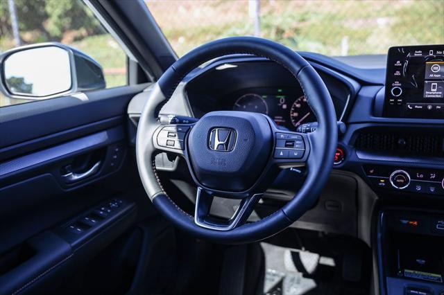 new 2025 Honda CR-V Hybrid car, priced at $39,045