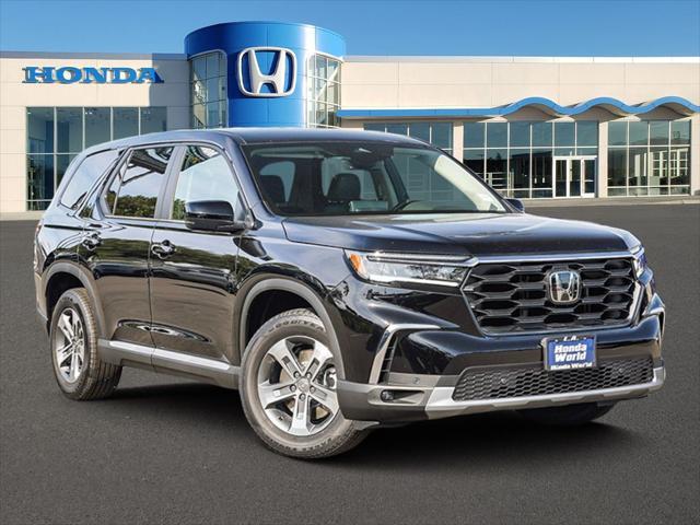 new 2025 Honda Pilot car, priced at $47,050