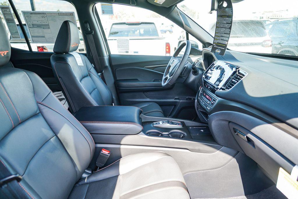 new 2025 Honda Ridgeline car, priced at $48,730