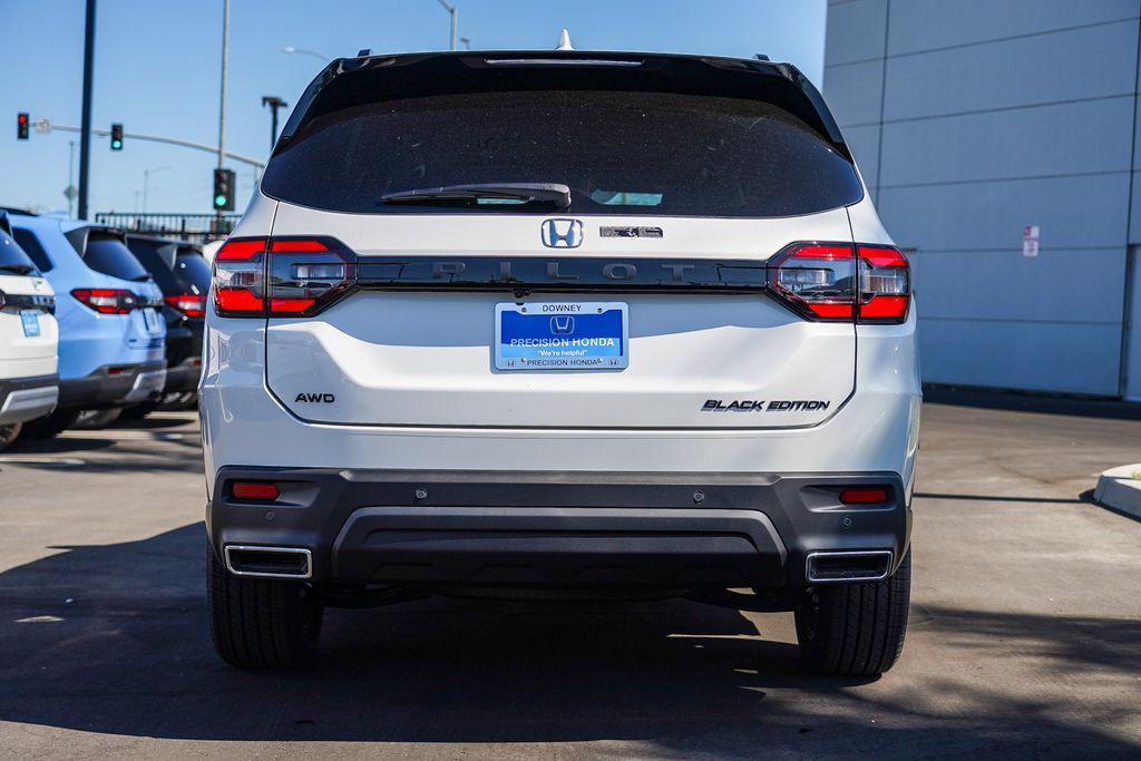 new 2025 Honda Pilot car, priced at $57,215