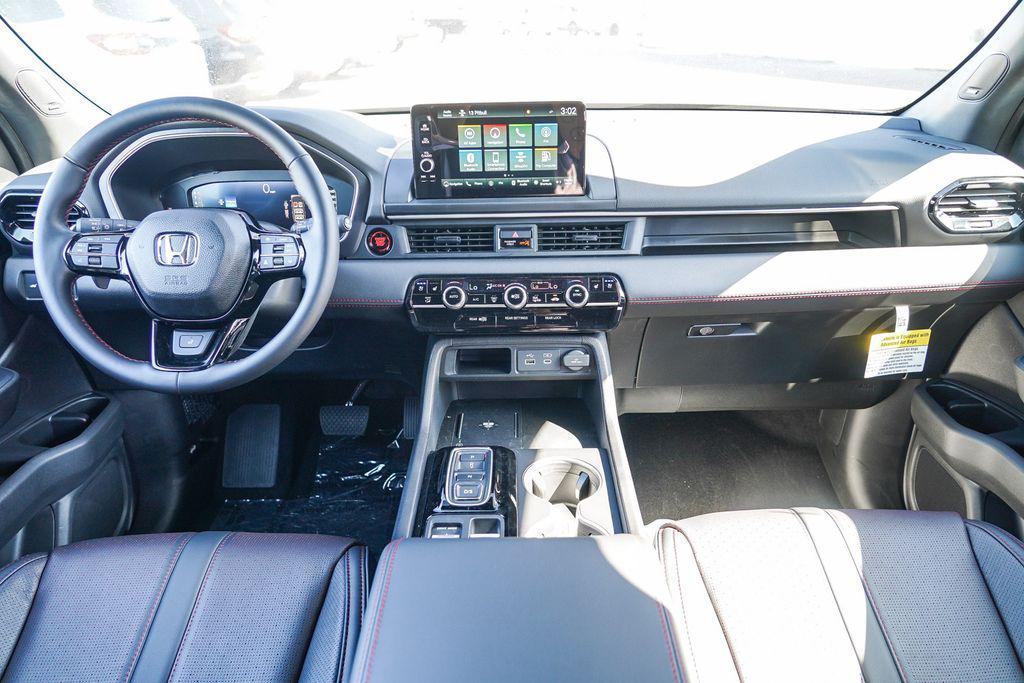 new 2025 Honda Pilot car, priced at $57,215