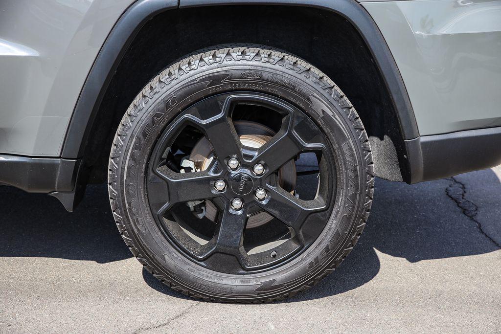 used 2019 Jeep Grand Cherokee car, priced at $24,998