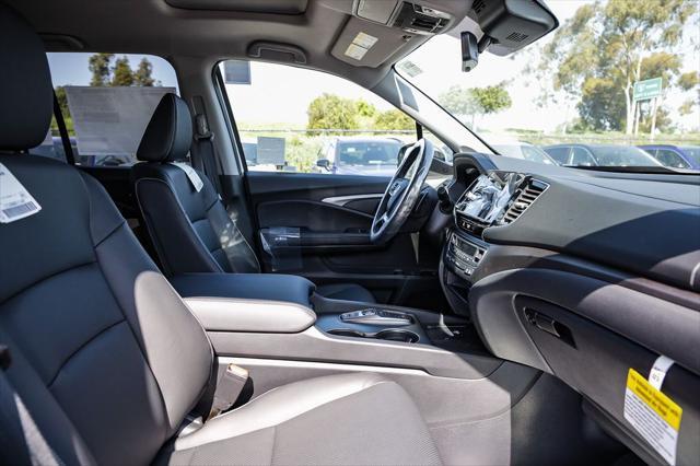 new 2025 Honda Ridgeline car, priced at $45,385