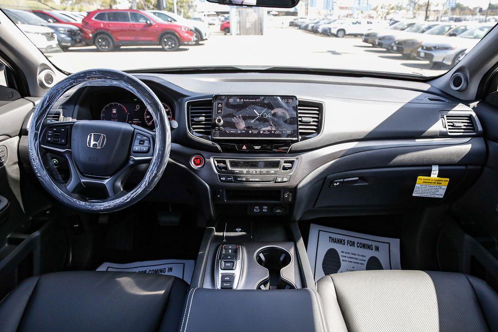 new 2025 Honda Ridgeline car, priced at $45,385