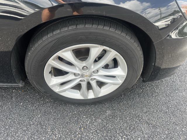 used 2018 Chevrolet Malibu car, priced at $14,788