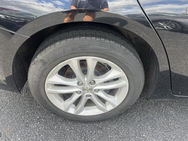 used 2018 Chevrolet Malibu car, priced at $14,788