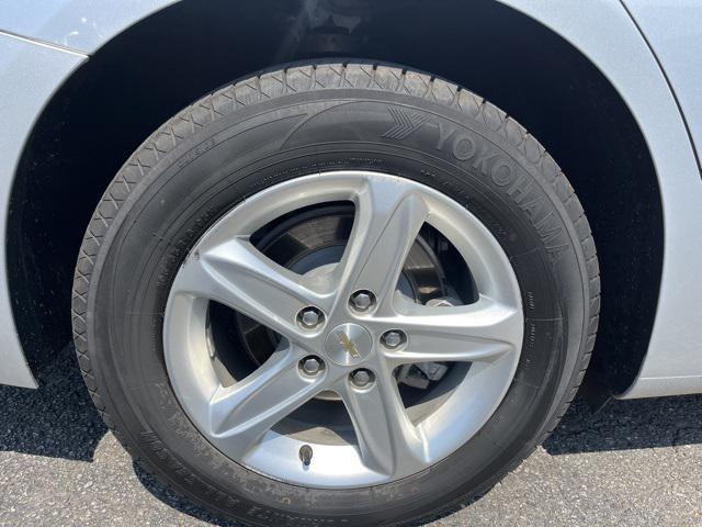 used 2022 Chevrolet Malibu car, priced at $17,988