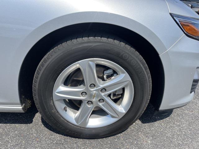 used 2022 Chevrolet Malibu car, priced at $17,988
