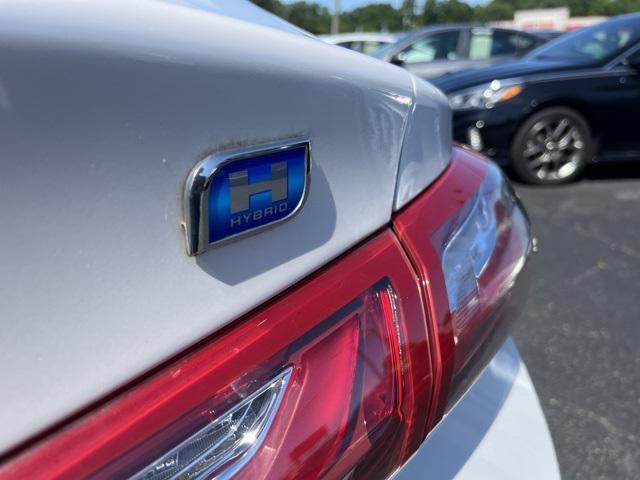 used 2019 Chevrolet Malibu Hybrid car, priced at $17,388