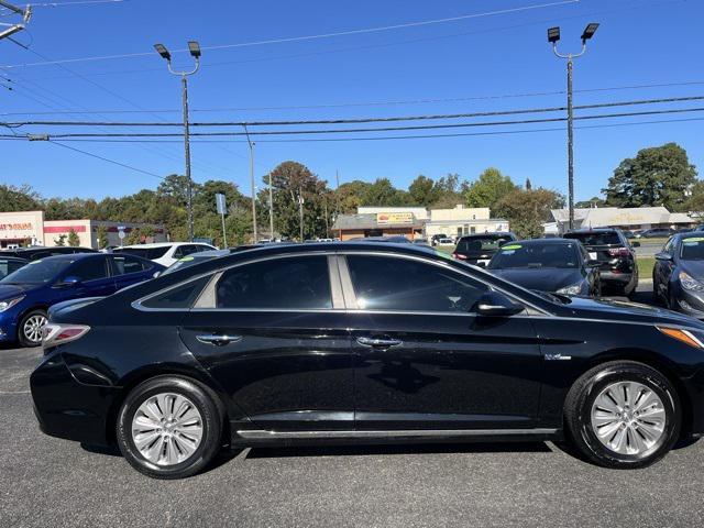 used 2017 Hyundai Sonata Hybrid car, priced at $13,688
