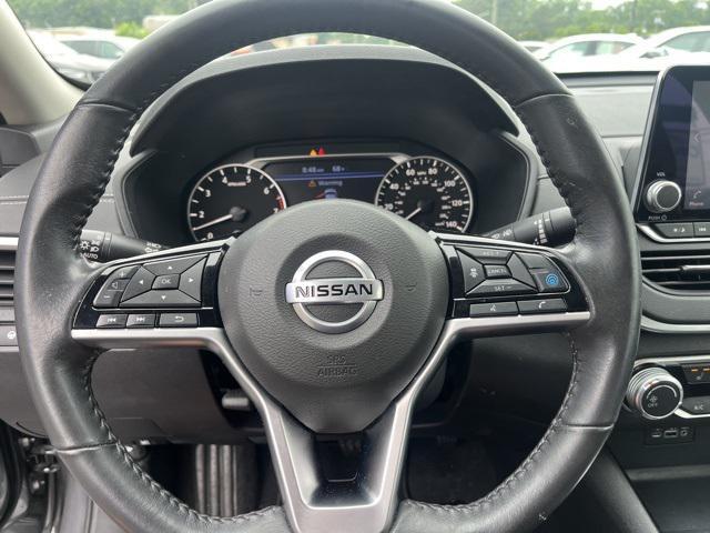 used 2022 Nissan Altima car