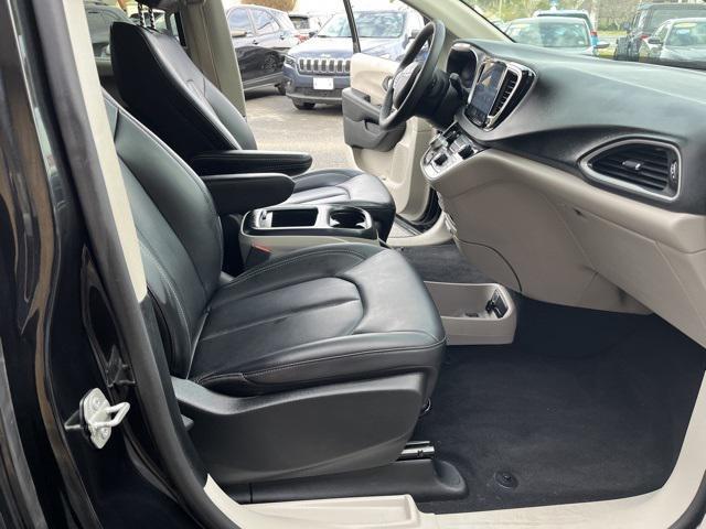 used 2023 Chrysler Pacifica car, priced at $24,588