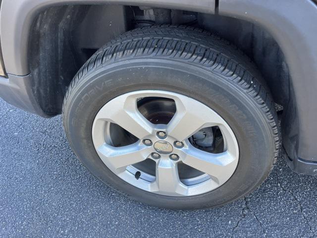 used 2019 Jeep Compass car, priced at $14,988