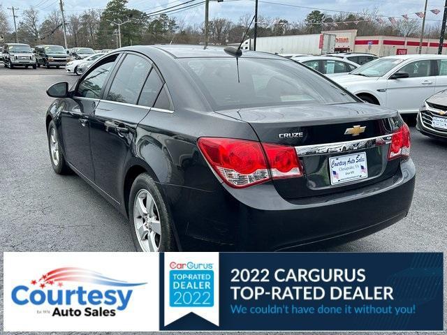 used 2015 Chevrolet Cruze car, priced at $11,000