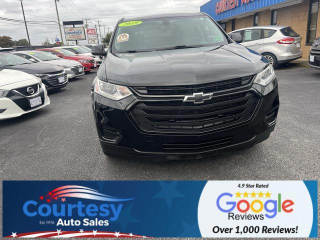 used 2019 Chevrolet Traverse car, priced at $15,988