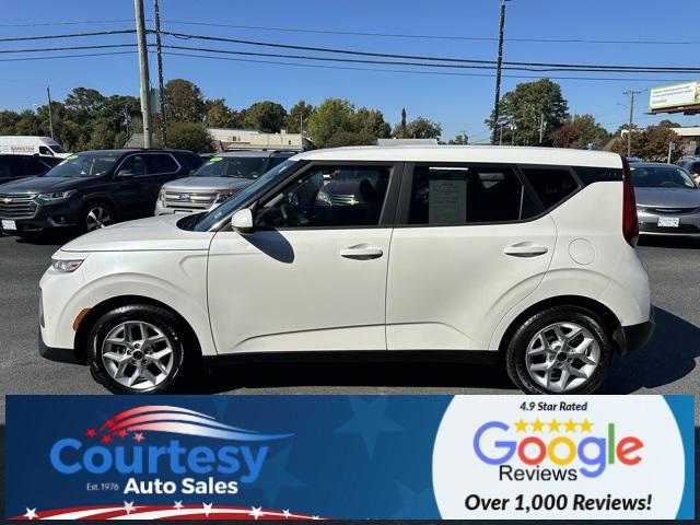 used 2021 Kia Soul car, priced at $13,589