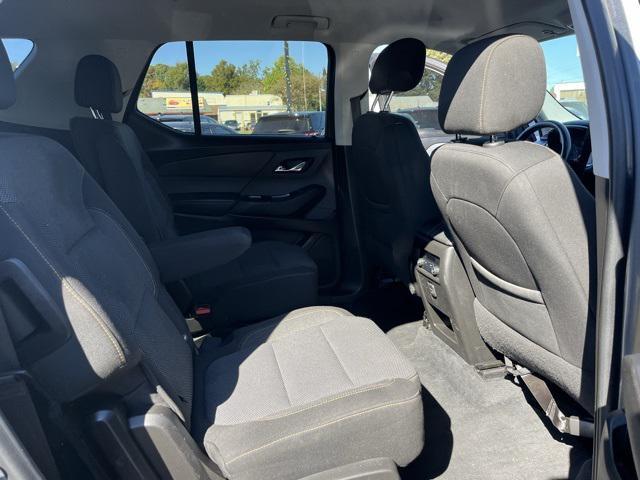 used 2021 Chevrolet Traverse car, priced at $21,988