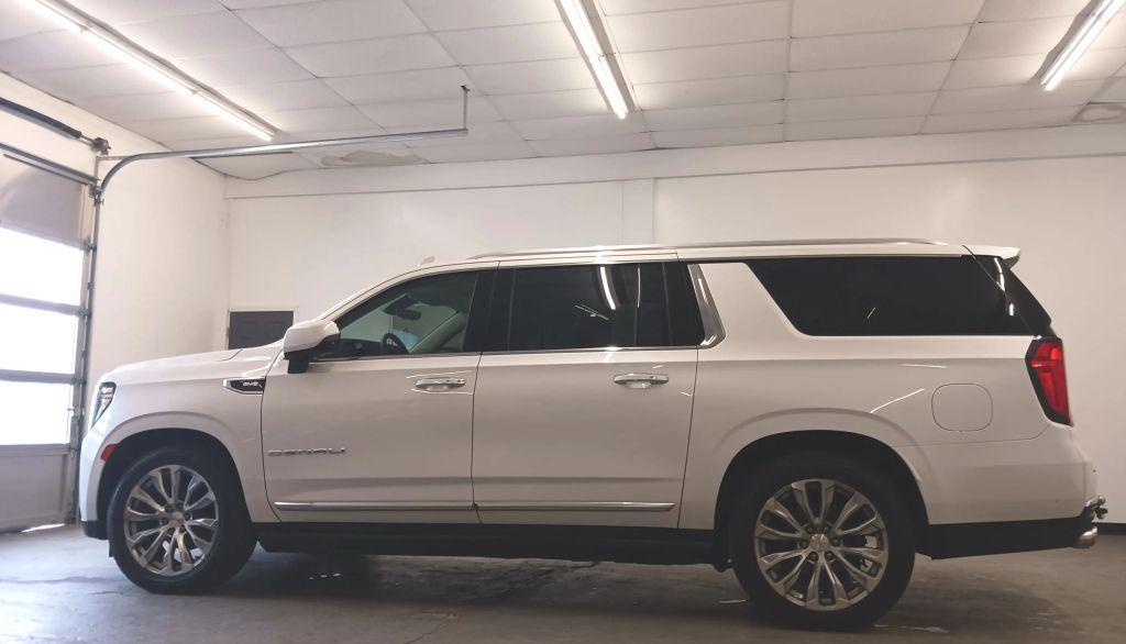 used 2021 GMC Yukon XL car, priced at $41,991